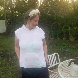 White cotton 525 America sweater